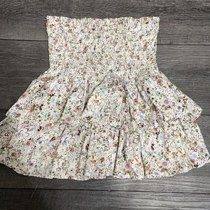 Mini ruffle skirt from Lucca. Worn a handful of times.